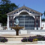 Konzerthalle und Kurpark mit vielen Veranstaltungen